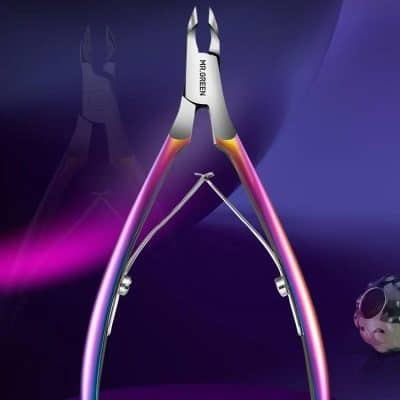 High-quality dental forceps for precise tooth extractions and oral surgery. Ergonomic design with durable materials for optimal performance.