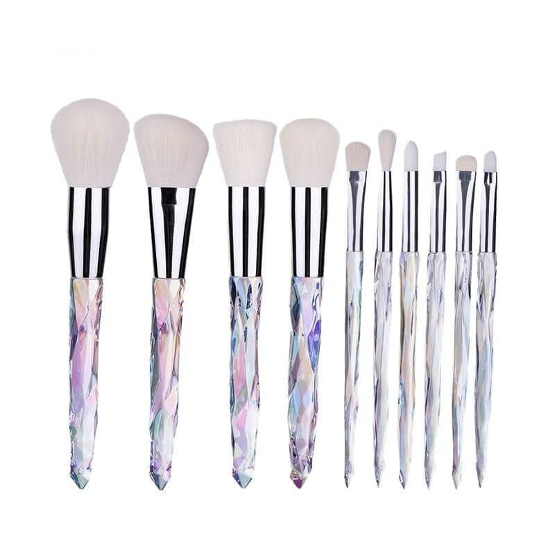 High-quality iridescent makeup brushes with soft bristles for cosmetic application. Perfect for blending, eyeshadow, foundation, and more, suitable for professional and home use.