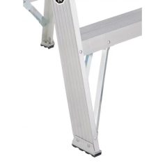 High-quality aluminum step ladder for medical, dental, and healthcare settings, offering sturdy and reliable support for various clinical tasks and procedures.