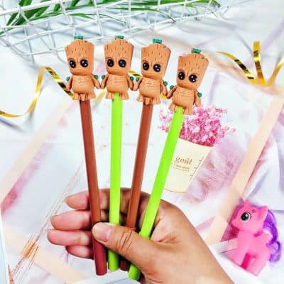 Optical-grade, fun baby Groot pens perfect for writing and gifting. Featuring adorable Groot character on each pen, ideal for kids, students, and fans of Marvel’s Guardians of the Galaxy.