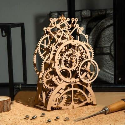 Intricate wooden gears clock, unique decor for optical stores and eyewear boutiques, showcasing craftsmanship and innovation in optical retail design.