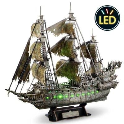 Detailed pirate ship night light with LED lights, perfect for nautical themed decor and children’s bedrooms. Creates a captivating maritime ambiance with realistic sails and intricate design.