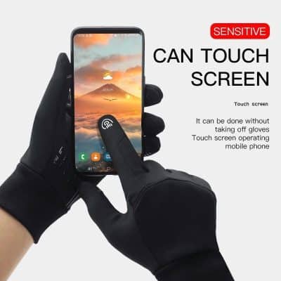 Sensitive touchscreen gloves for mobile phones, allowing screen operation without removing gloves, ideal for cold weather or outdoor use.