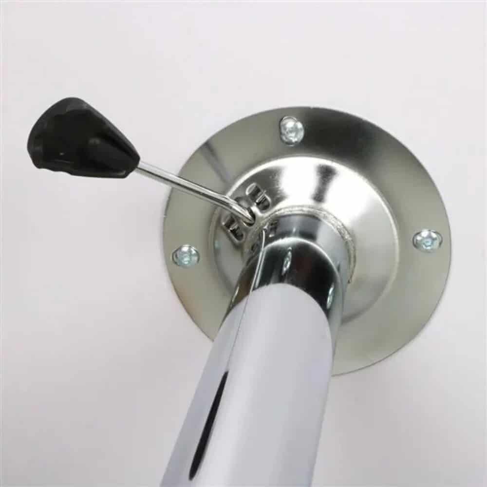 LED ceiling light fixture designed for medical and surgical use, featuring high-intensity illumination, adjustable positioning, and durable construction suitable for hospitals and clinics.