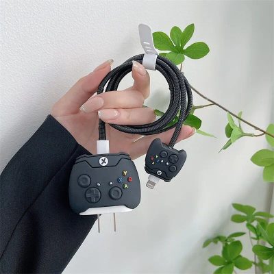 Game controller charging cable compatible with Xbox, designed for fast charging and reliable connectivity, perfect for gaming enthusiasts to recharge controllers easily.