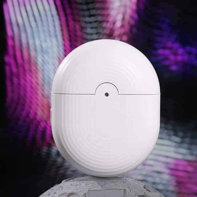 High-quality white wireless earbud charging case with sleek design, perfect for Bluetooth earphones and audio accessories. Compact and stylish, ideal for convenient on-the-go use.