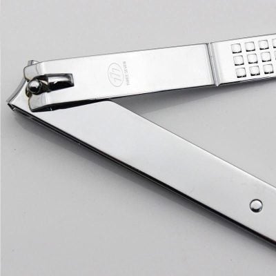 High-quality sterile surgical scissors for medical professionals, precision cutting tools for surgery and clinical use. Durable stainless steel medical scissors for safe, accurate procedures.