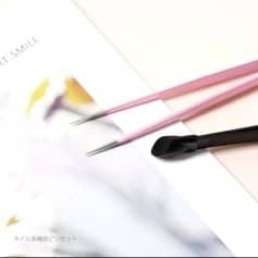 High-quality multi-functional nail art precision tools for detailed manicures and pedicures. Perfect for professional salons and home use, offering accuracy and durability in nail care.