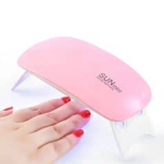 Efficient LED nail curing lamp, ideal for gel nails and manicures. Compact, fast, and easy to use, perfect for professional salons or at-home nail care. Enhances the durability of your gel polish.