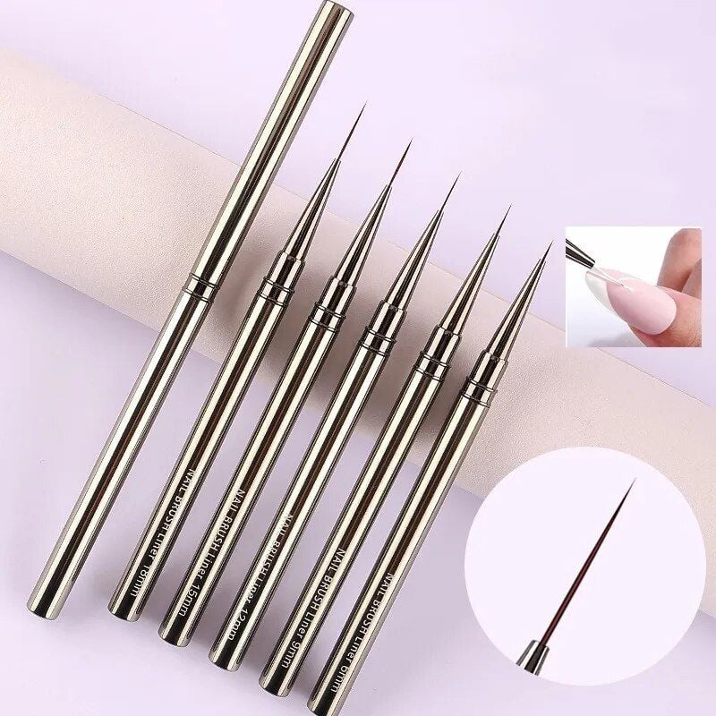 Precision eyelash extension tweezers for professionals, perfect for detailed work, creating natural or dramatic eyelash extensions, and ideal for salon or individual use.