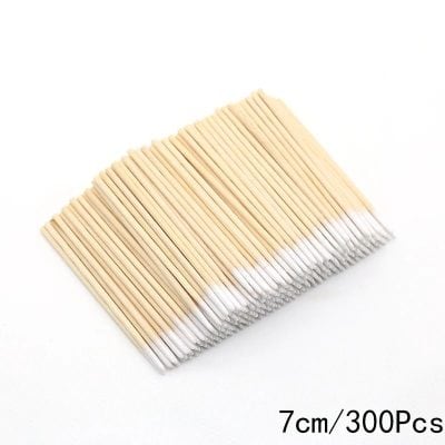 Optical care cotton swabs, 7cm size, 300pcs, ideal for cleaning eyeglasses, contact lenses, and optical equipment. Perfect for optometry professionals and personal use, ensuring cleanliness and maintenance of eyewear.