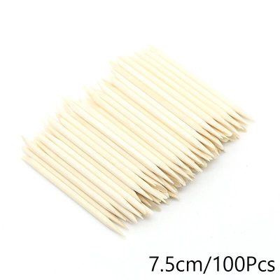 Disposable 7.5cm cotton swabs for medical and personal care uses.