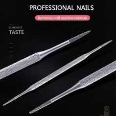 Highly precise nail removal tweezers for professional manicure and pedicure treatments. Made from stainless steel, perfect for removing nail residue and cuticles with ease.