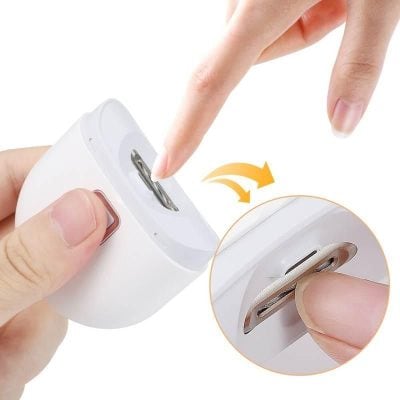 Optical cleaning tool for eyewear and contact lenses, perfect for maintaining hygiene. Easy to use, compact design, ideal for eyeglasses and contact lens cleaning.