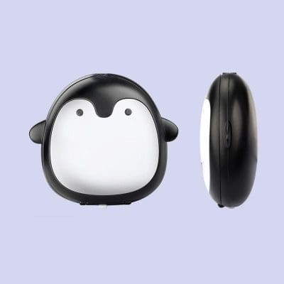 Cute penguin LED night light for children’s room decor and sleep aid, energy-efficient and portable baby night lamp. Perfect for kids’ bedrooms, nurseries, and as a gift.