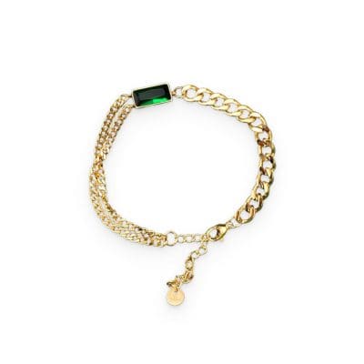 Elegant gold chain bracelet featuring a striking green gemstone for a luxurious look. Perfect for enhancing your jewelry collection with stylish and high-quality accessories.