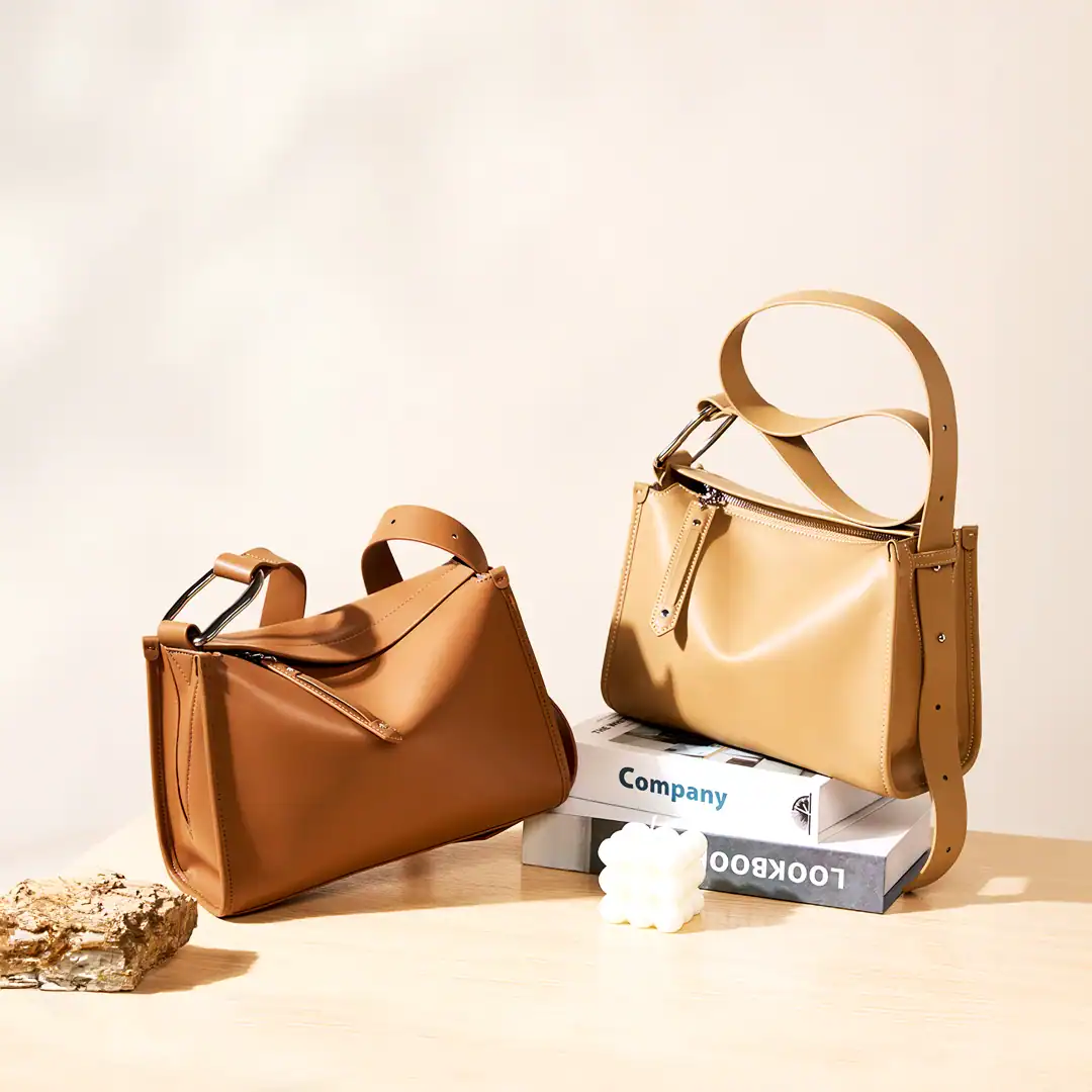 Elegant beige handbags with adjustable straps, ideal for fashion-conscious women. Perfect for daily use, shopping, or special occasions. Durable and stylish accessory options.