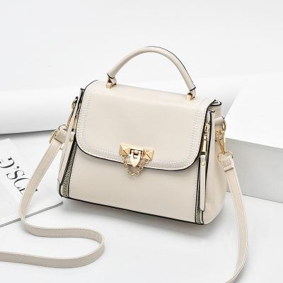 Stylish white handbag with gold accents, perfect for women’s fashion, daily use, and accessories. Ideal for casual or formal occasions, offering spacious interior and durable design.