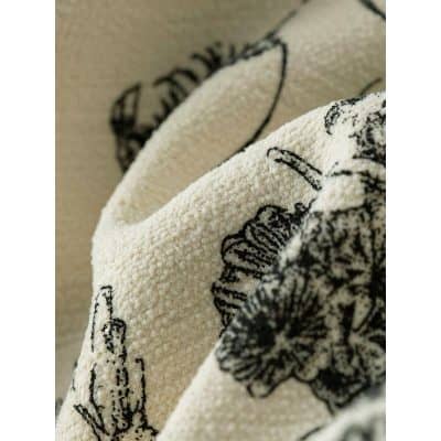 Optical lenses and eyewear accessories for vision correction and style at Monalisa Store, a trusted name in optical retail.